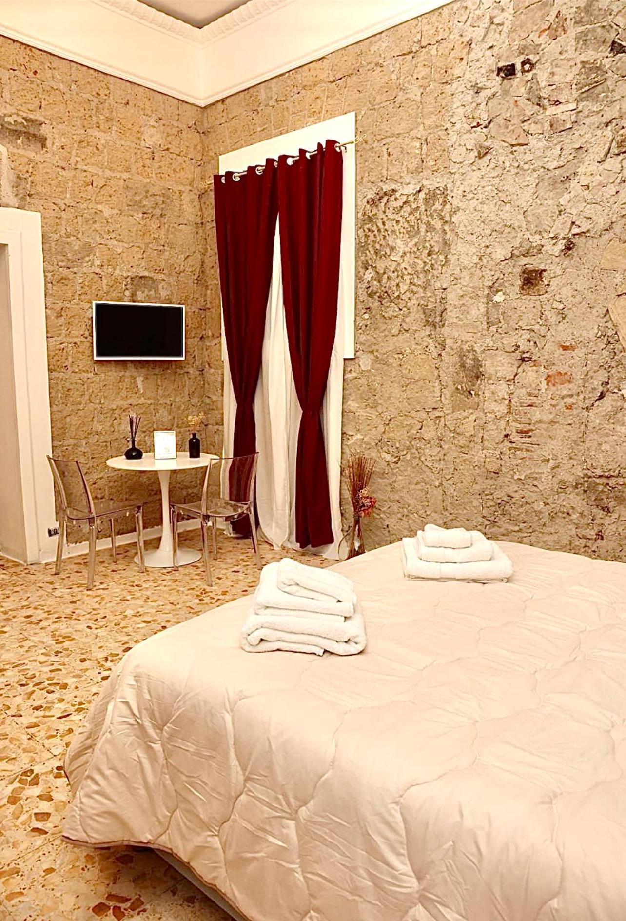 Bethel Come Casa Apartments Naples Extérieur photo
